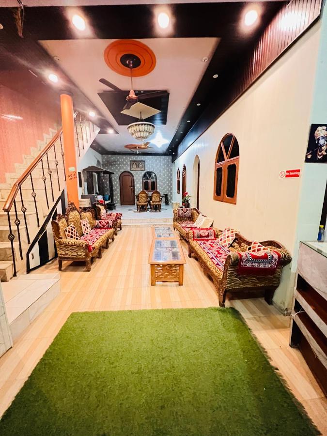 Hotel Rashmi Agra  Dış mekan fotoğraf