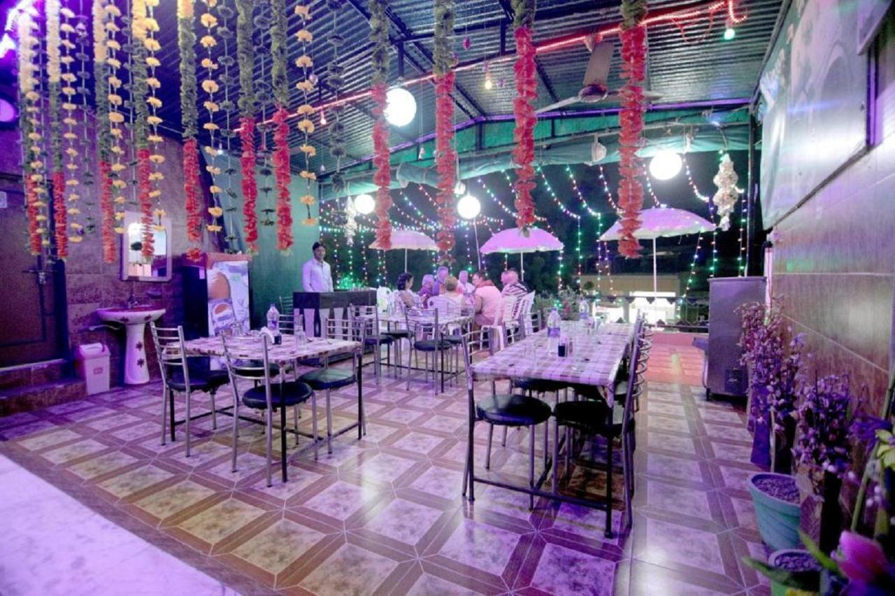 Hotel Rashmi Agra  Dış mekan fotoğraf