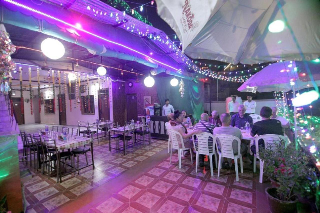 Hotel Rashmi Agra  Dış mekan fotoğraf